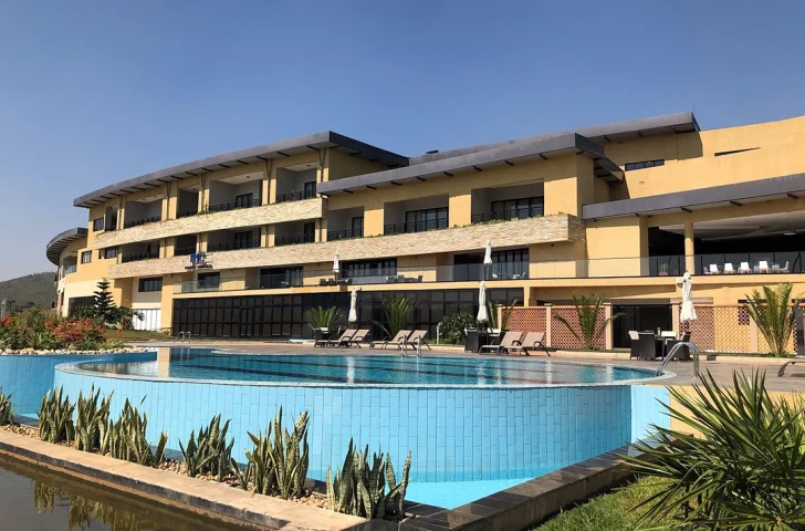 Mantis Epic Hotel & Suites